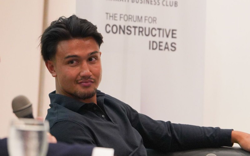 Marcus Smith: England’s Electric Rugby Star, Filipino Heritage and Life Beyond the Pitch Marcus Smith